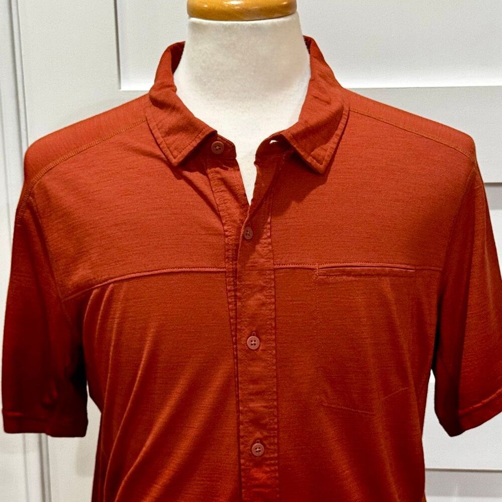 Smartwool Merino Sport 150 Short Sleeve Sienna Orange Button Front Shirt. Large.